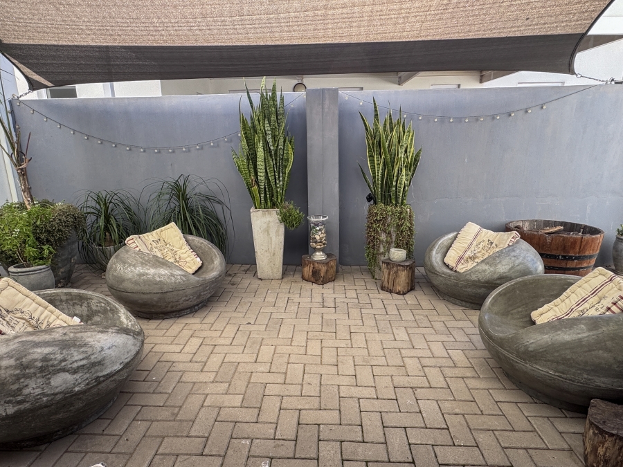 3 Bedroom Property for Sale in Sandy Point Western Cape